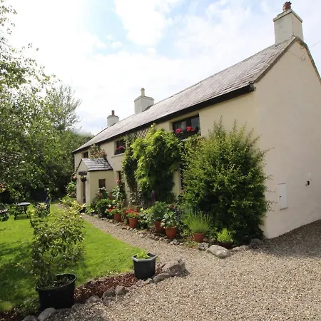 300 Year Old Tradition Irish Cottage *