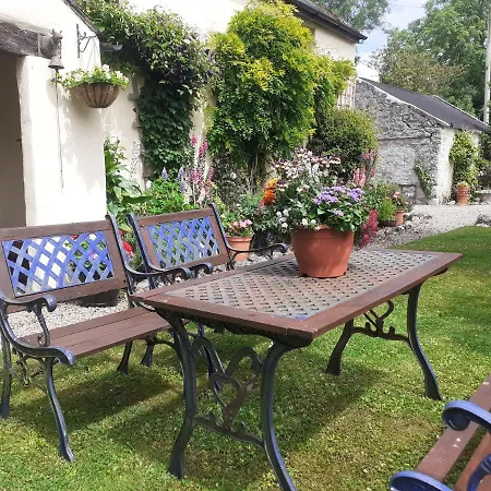 Ferienhaus 300 Year Old Tradition Irish Cottage Courtmatrix